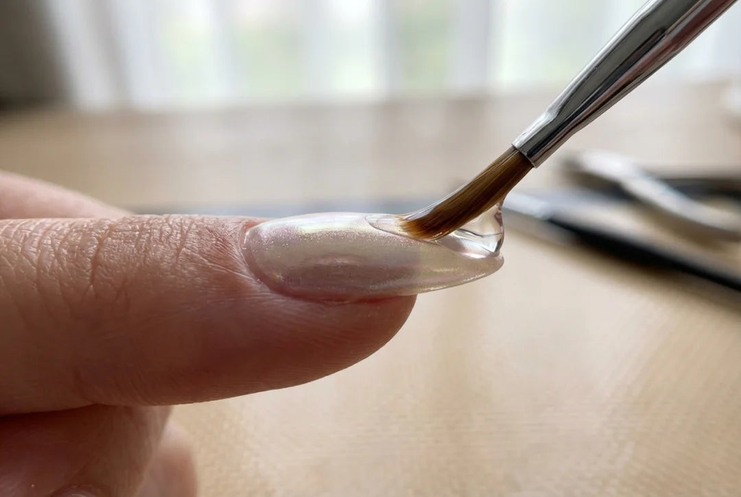 Glazed donut nails: efekt szkliwa, który nie traci połysku po 7 dniach