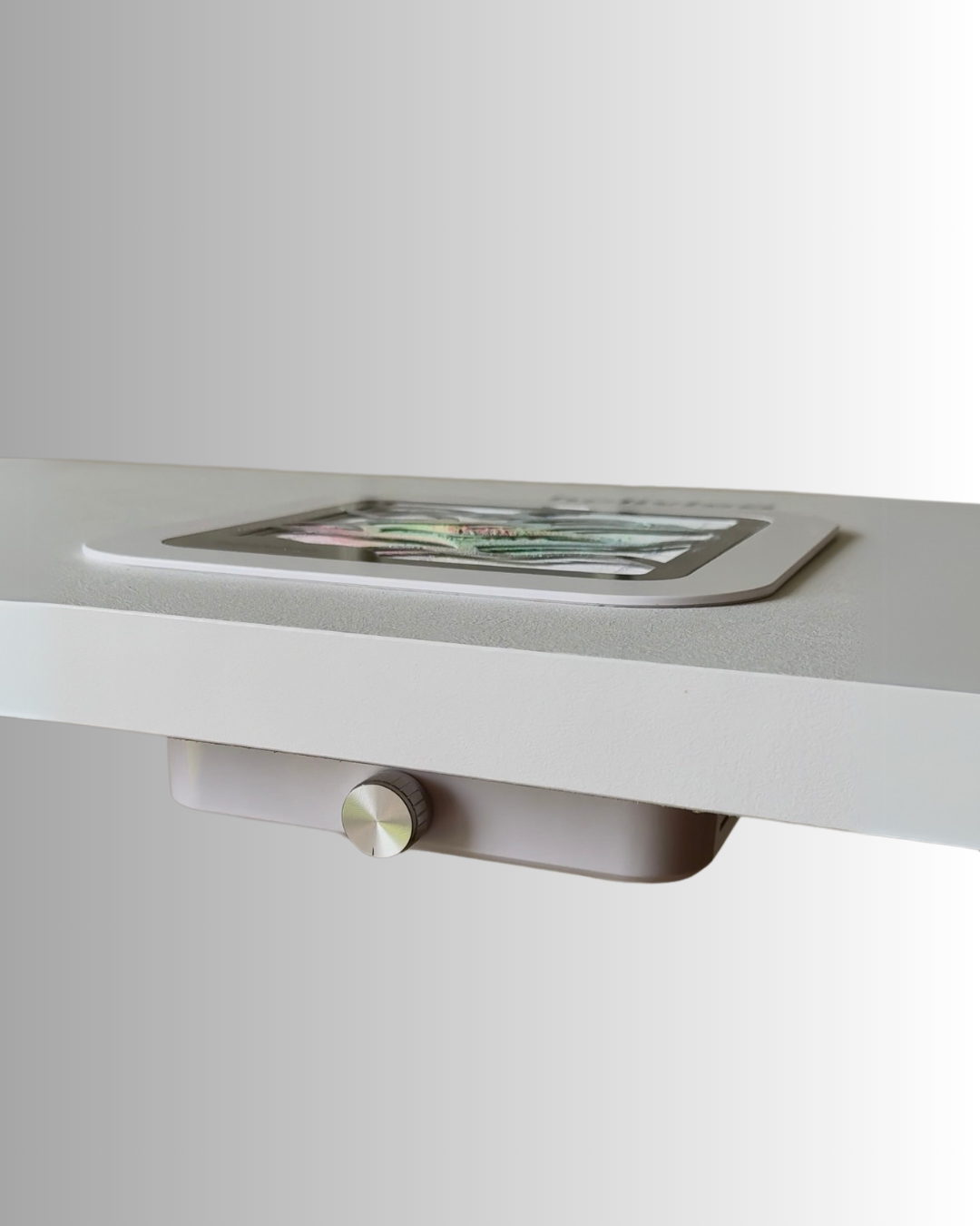 Manikúrní stůl Holivica s otvorem pro odsávačku prachu ÜLKA Premium